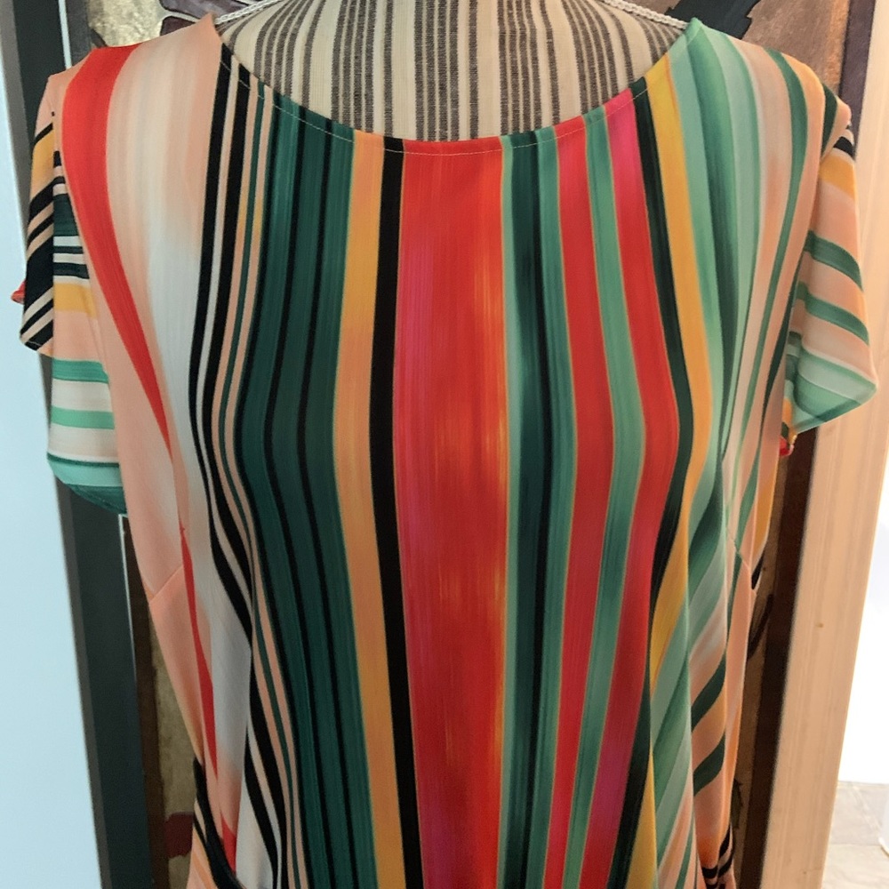 Beautiful multi colored dress - Picture 5 of 6